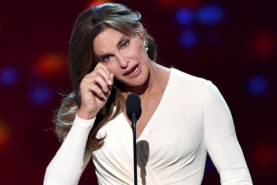 Caitlyn, Bruce Jenner mostró un adelanto de la serie en la que relata su vida antes, siendo un hombre y ahora luego de convertirse en mujer.
