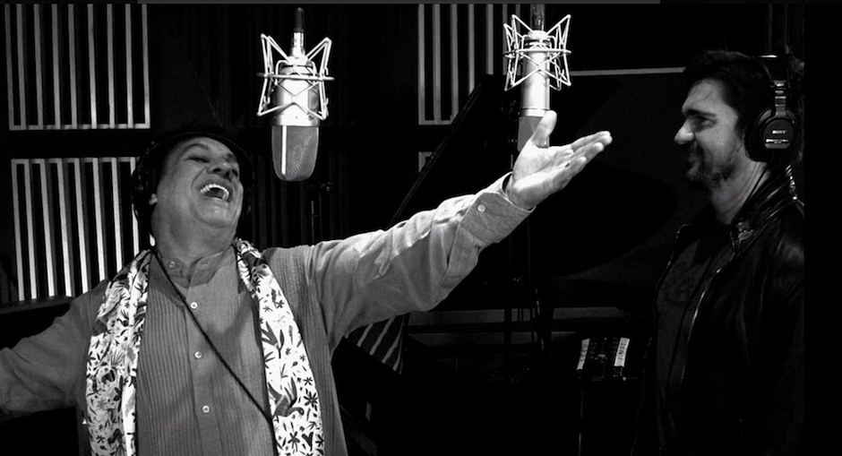 Juan Gabriel comparte con Juanes el tema "Querida", un valioso dueto. (Foto: Vevo Latino) 