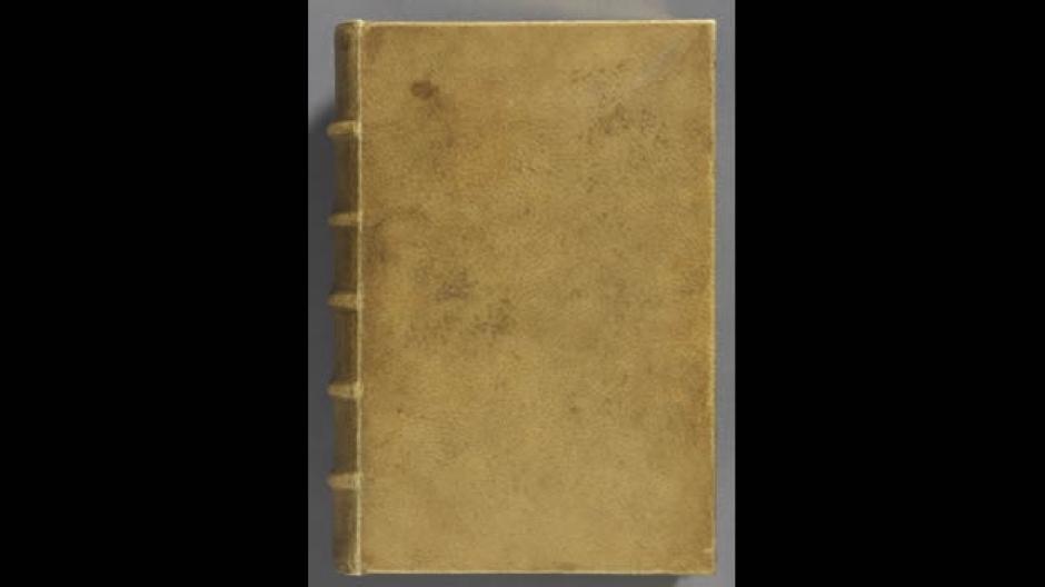 Expertos de la universidad de Harvard confirmaron que el libro está empastado con piel humana. (Foto: The Harvard Library) 