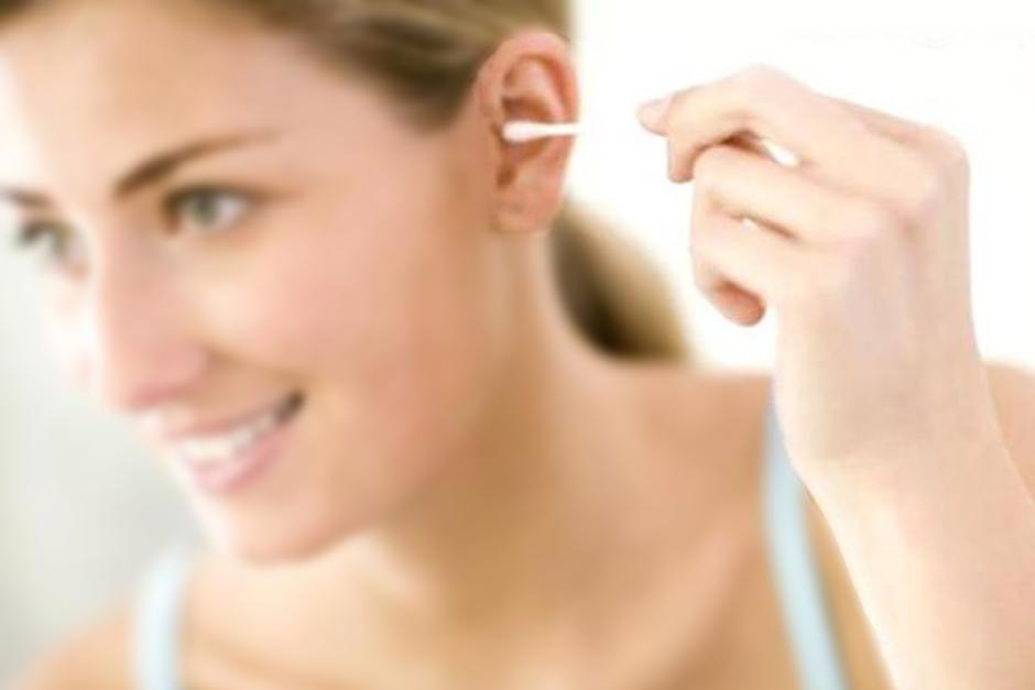 El mal uso del hisopo puede llevar a la aparición de una otitis o infección. (Foto: Pinterest)