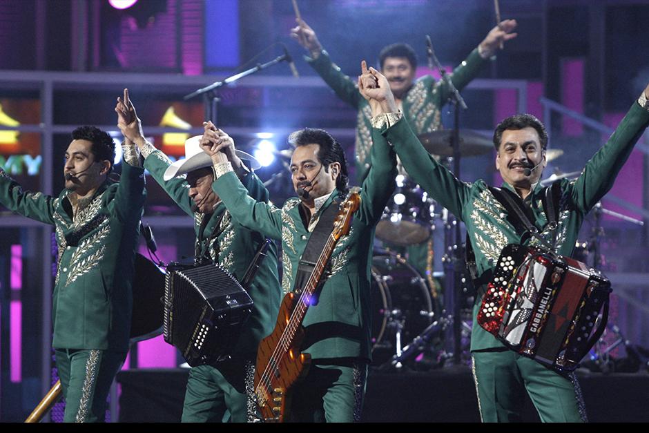 El segundo vocalista de la agrupación cayó en el escenario de San Blas Nayarit. (Foto: Archivo)