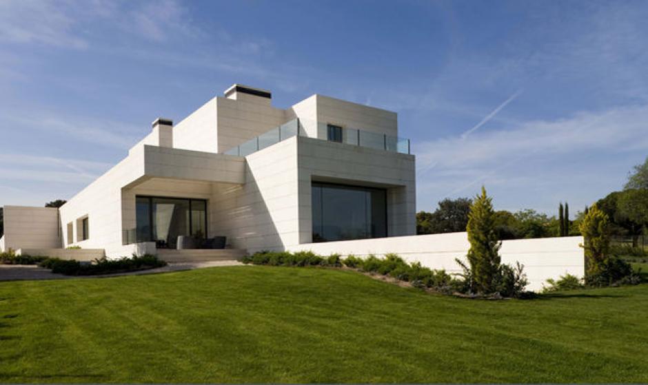 La mansión que ocupará Keylor Navas es muy parecida a la de esta foto de una casa de La Finca. (Foto: aldia.cr)