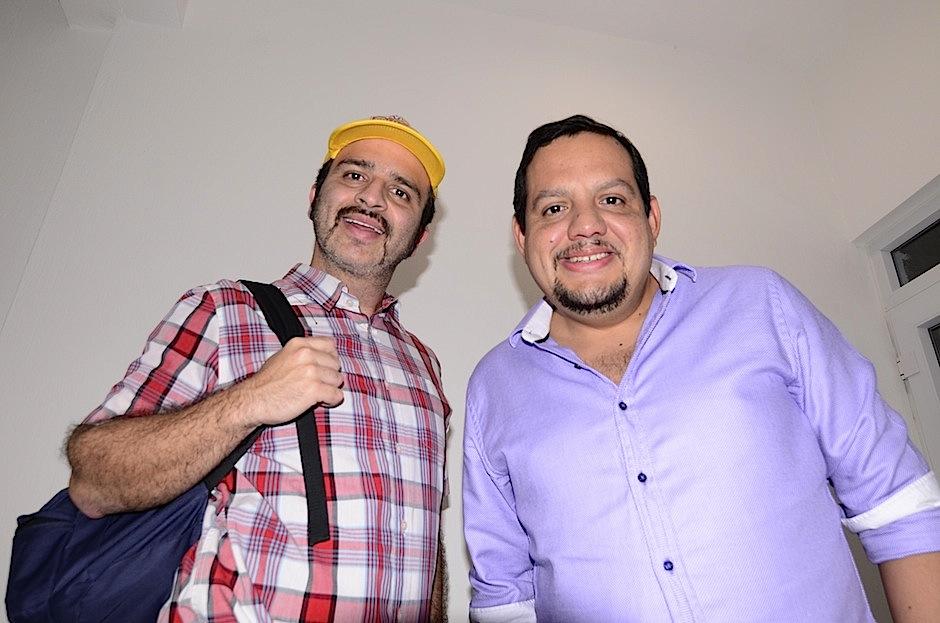 Los actores costarricenses Mario Chacón y Daniel Moreno, de la compañía de comedia "Media Docena", visitaron Guatemala para presentar la cinta "Maykol Yordan de viaje perdido". (Foto: Selene Mejía/Soy502) 
