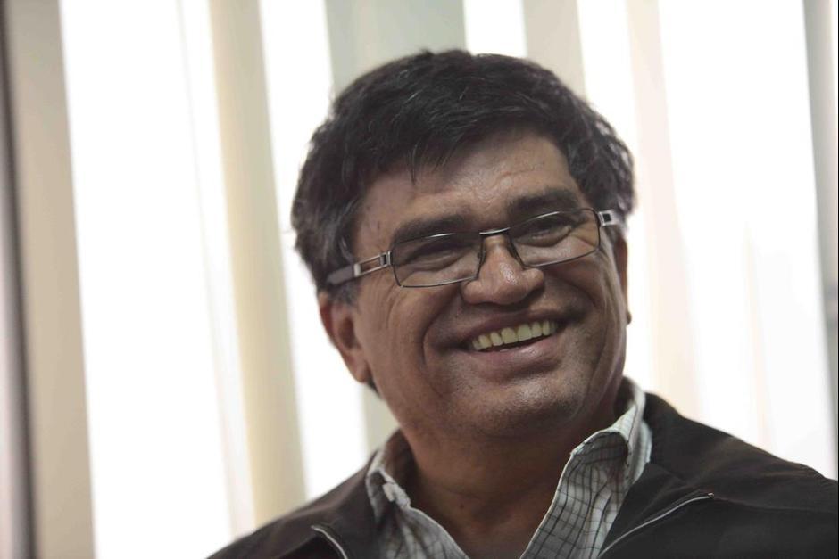 El alcalde de Chinautla, Arnoldo Medrano pagó una fianza de 800 mil quetzales para recuperar su libertad. El jefe edil deberá permanecer en arresto domiciliario y tendrá que firmar cada 15 días. (Foto: Archivo/Soy502)