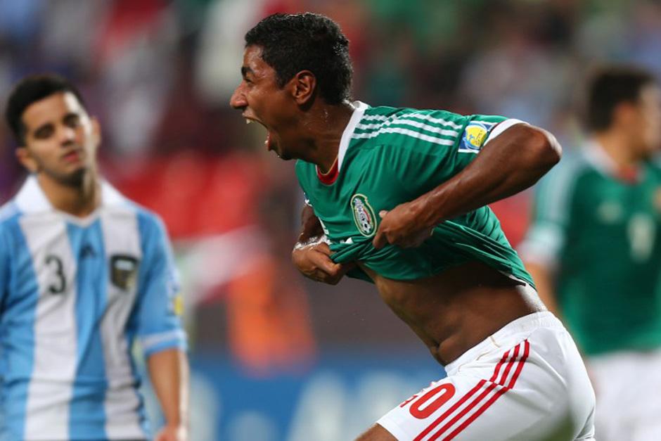 Marcos Granados celebra luego de anotar el definitivo 3-0 ante Argentina en el Mundial Sub 17. (Foto: Marwan Naamani/AFP)