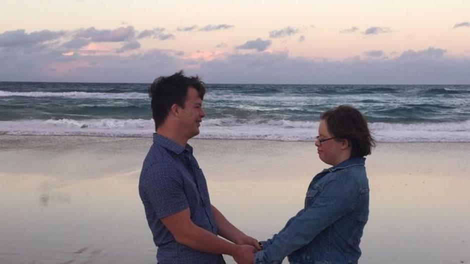 Michael Cox y Taylor Anderton se conocieron hace seis años por su afición a la natación. (Foto: La información)