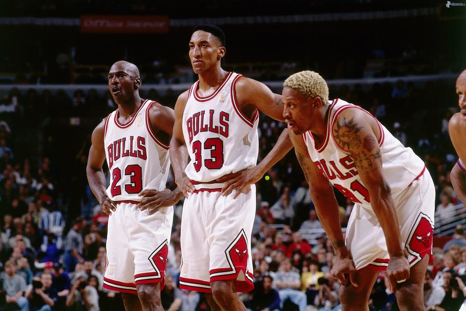 El tridente de los Chicago Bulls de los 90 estuvo integrado por Jordan, Pippen y Rodman. (Foto: imagenes.4ever.eu)