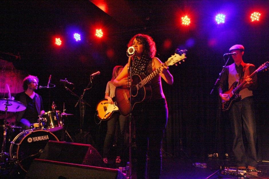La cantante guatemalteca llegó esta semana a Europa, para promocionar su música en Londres y París. (Foto: Gaby Moreno Facebook) 