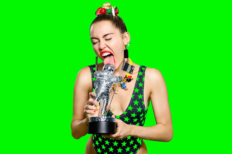 Seguramente MTV sabía en lo que se metía cuando le dio a Miley Cyrus la conducción de los Video Music Awards.