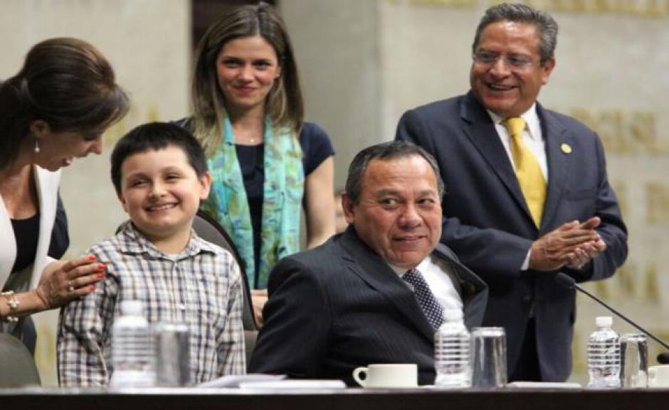 Carlos Antonio Santamaría Díaz, es un niño mexicano de nueve de edad que dijo a los diputados que no quería ser como ellos. (Foto: El Universal)
