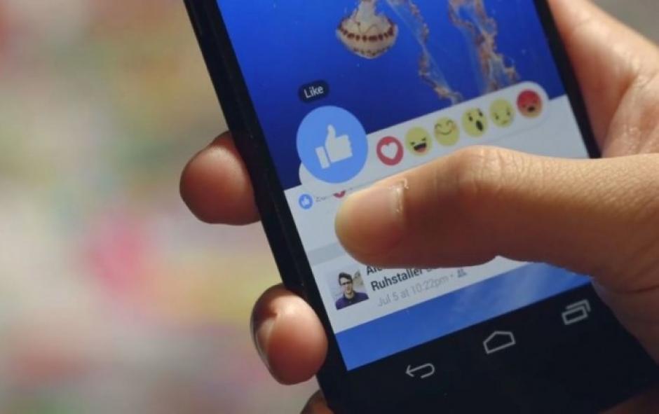Facebook cuenta con nuevos botones para expresarnos en dicha red social. (Foto: Google)