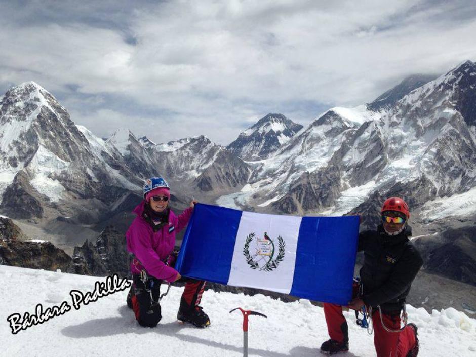Las alpinistas tuvieron que suspender el ascenso al Everest por el luto de los Sherpas o guías, quienes piden una indemnización para las familias de sus compañeros fallecidos tras una avalancha. (Foto: Bárbara Padilla)