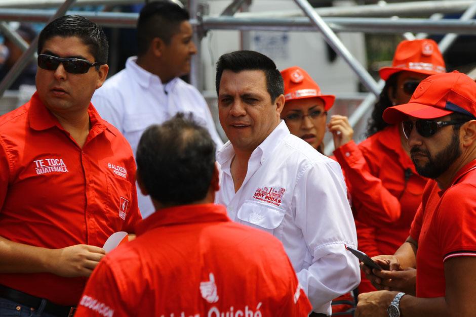 Nery Rodas, diputado de Lider y quien se suponía era candidato a la alcaldía metropolitana de Lider, fue desplazado por Tono Coro, exalcalde de Santa Catarina Pinula y quien renunció al partido de Gobierno y cayó como paracaidista en último momento a las filas del partido rojo. (Foto: Alexis Batres/Soy502)