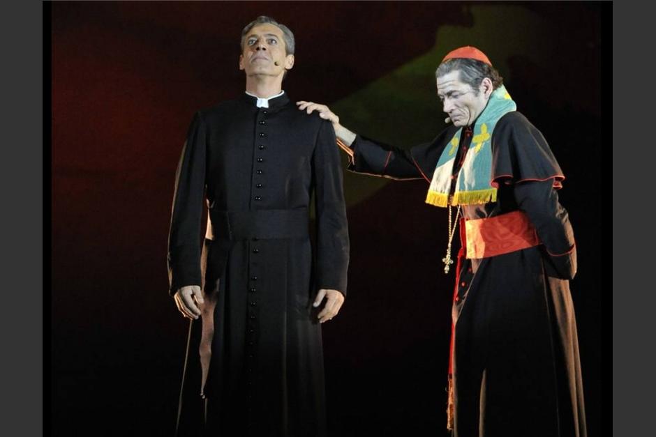 Escena de la obra sobre la vida de Karol Wojtila. (Foto: www.karolwojtylaoperamusical.it)