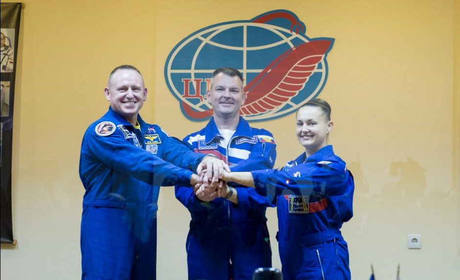 La rusa Yelena Serova una firme creyente en la cooperación internacional para la exploración del espacio, ya que opina que el futuro del ser humano está en las estrellas y que la colonización de la Luna y Marte "es cuestión de tiempo".