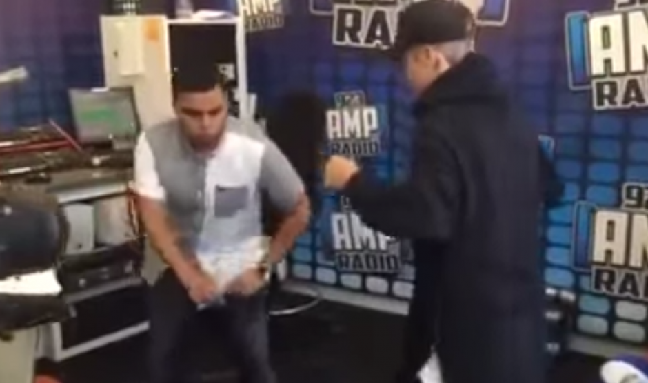 Un locutor radial retó a Justin Bieber a bailar merengue y el ejercicio terminó en accidente. (Imagen: YouTube)