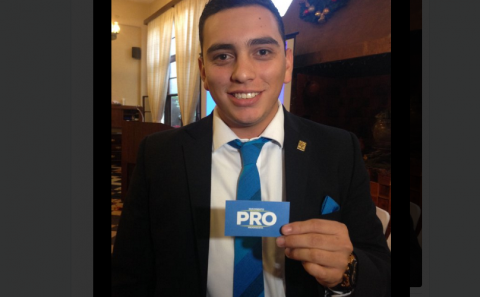 Las redes sociales recordaron a Juan Manuel Giordano, no por su labor sino por tránsfuga. (Foto: Twitter/EleccionesGuat) 