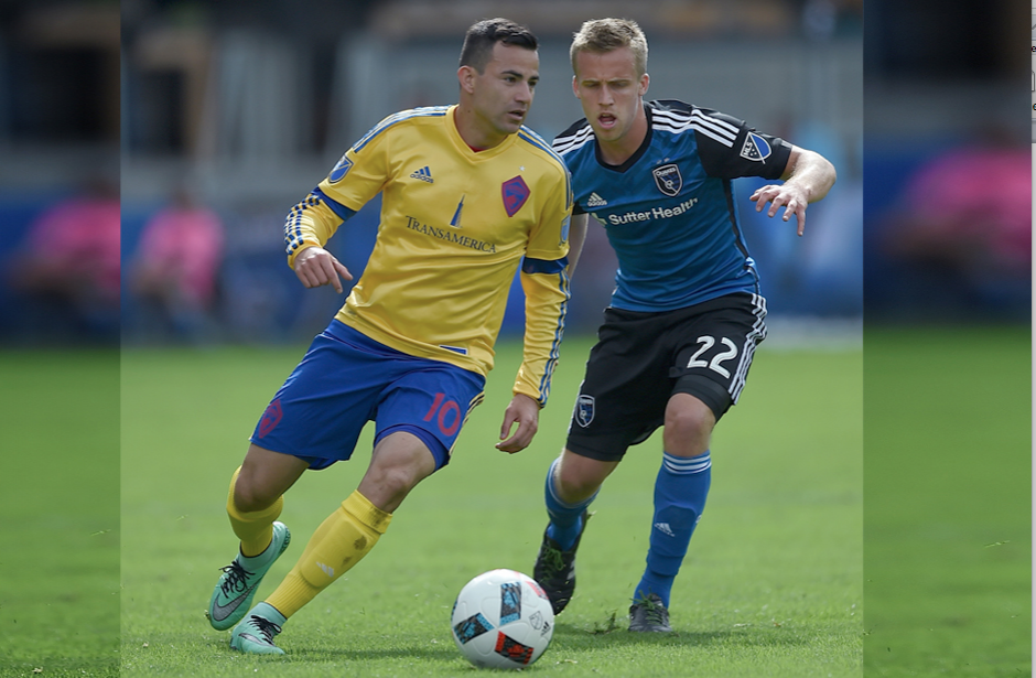 El futbolista guatemalteco Marco Pablo Pappa viajó a Guatemala para unirse a la Selección. (Foto: Getty)