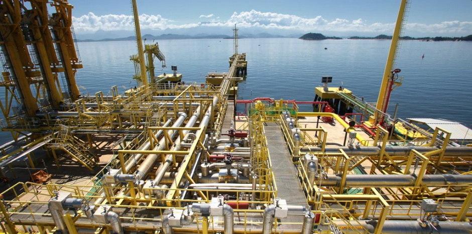 Las pérdidas de Petrobras en 2015 superan los 9 mil 600 millones de dólares. (Foto: Petrobras/Twitter)