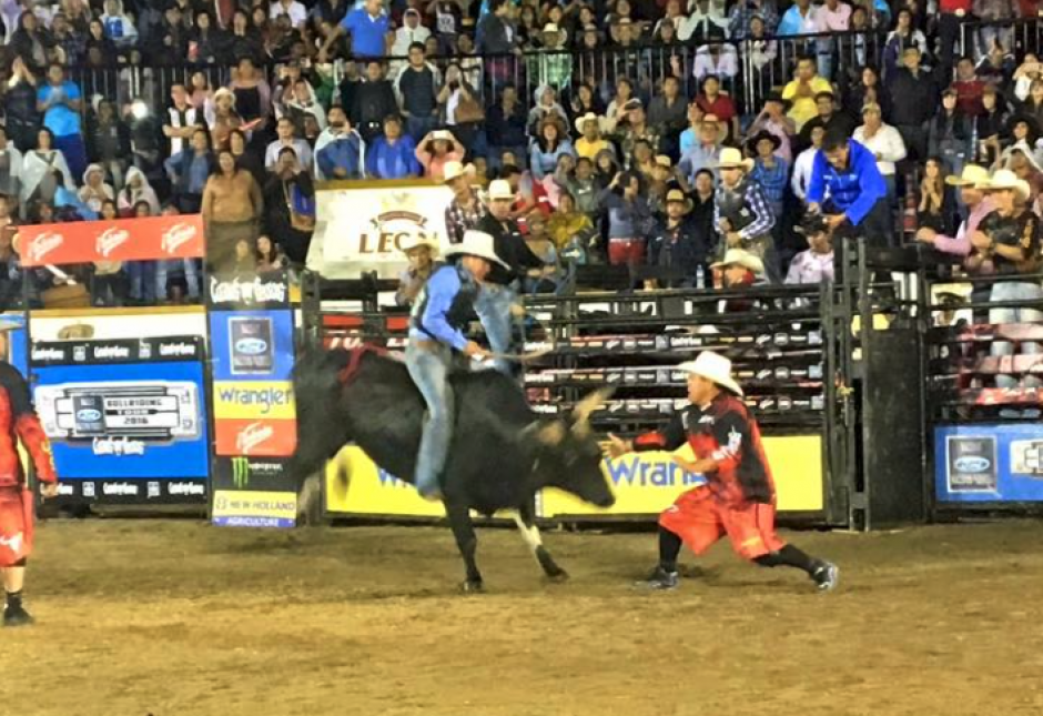 Los organizadores tuvieron que cambiar de sede ante la prohibición de la Municipalidad de Guatemala. (Foto: Cuernos Chuecos Shop/Facebook)