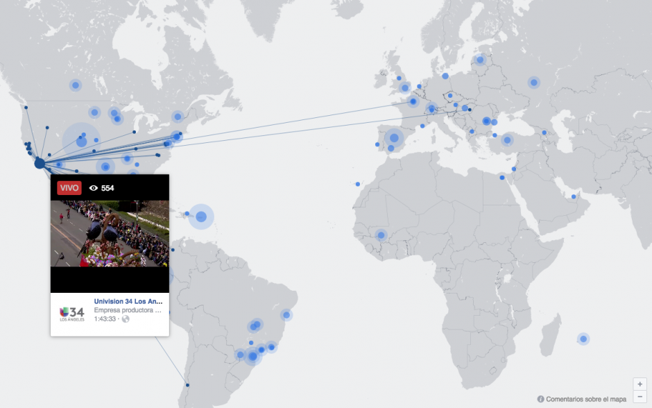 Facebook no regula lo que transmiten en vivo sus usuarios, por ejemplo, en la imagen se observa la transmisión del Desfile de las Rosas. (Foto: captura de pantalla/Facebook)