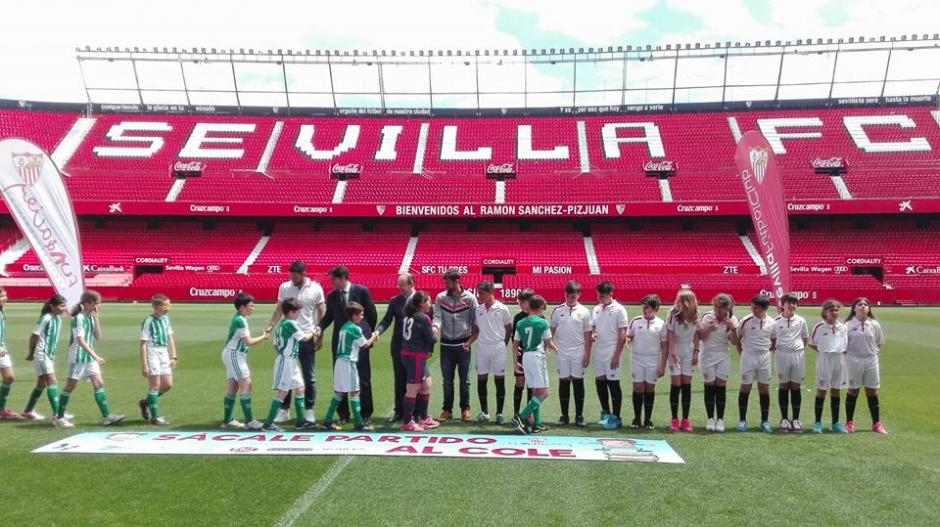 El Sevilla supera al Athletic de Bilbao en el penales y accede a su tercera semifinal de Europa League. (Foto: Facebook/Sevilla FC)