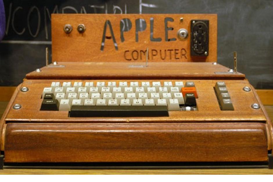 La computadora, de 1976, fue adquirida por 365 mil dólares por un comprador cuya identidad no fue revelada.