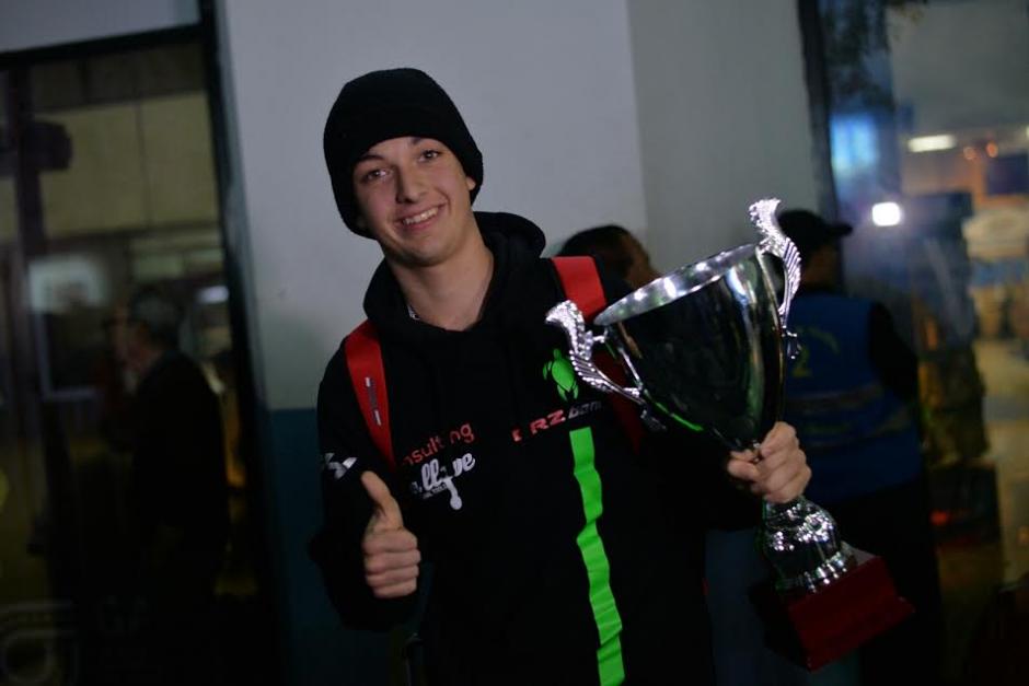 Ian Rodríguez, el piloto que triunfó en Italia regresó a Guatemala Soy502