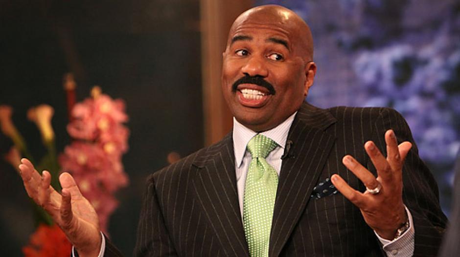 Steve Harvey pasó de ser un desconocido en Latinoamérica, al hombre más criticado de los últimos días por el error que dejó a Colombia sin la corona de Miss Universo. 