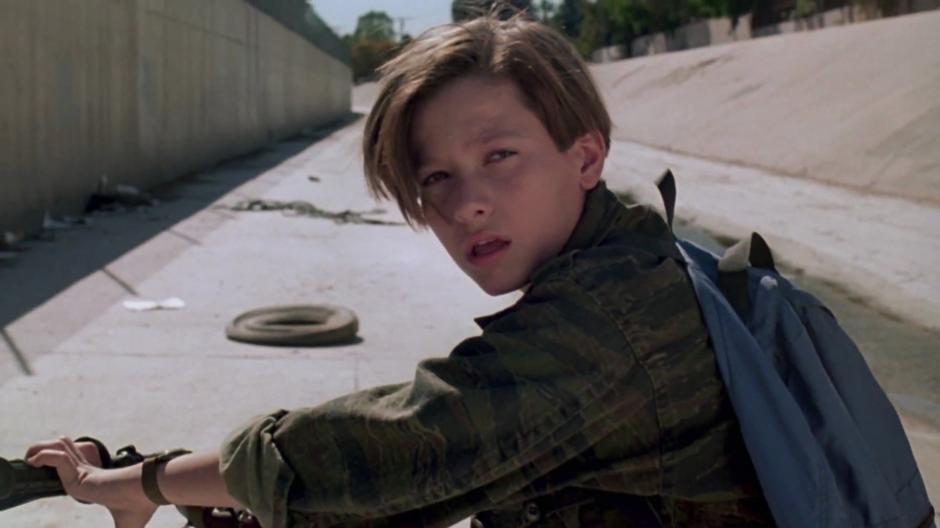 El actor que le dio vida a John Connor se ve muy distinto 25 años después del estreno de Terminator 2. (Foto: vandal.net)