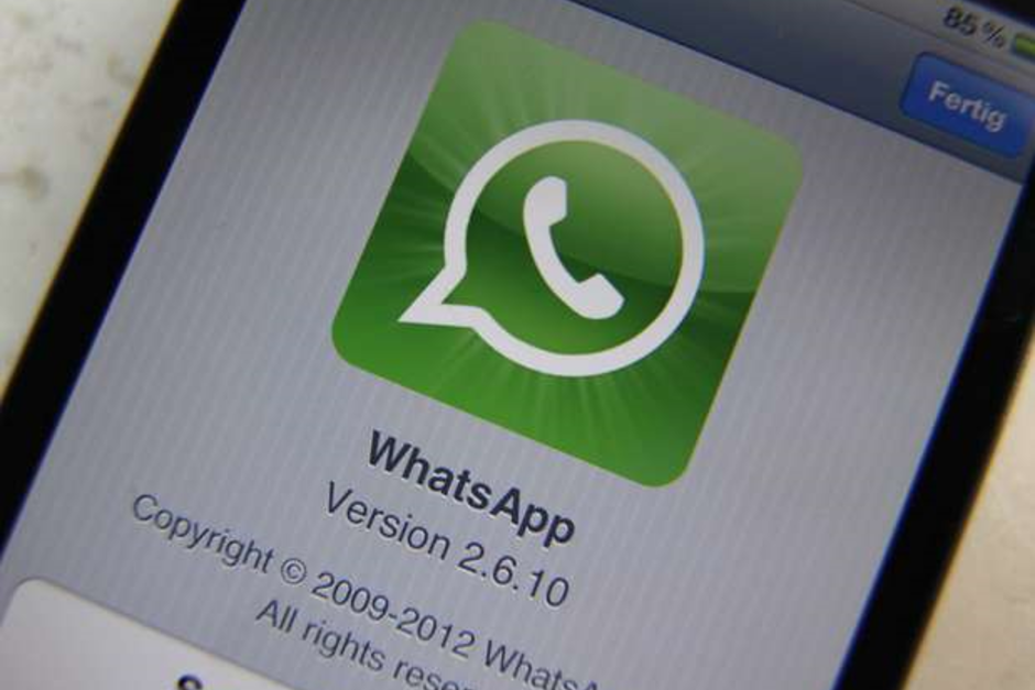 La aplicación procesa en promedio de 30 mil mensajes al mes. (Foto EFE/Soy502)