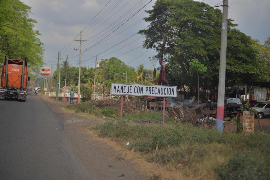 Se recomienda a los conductores que extremen la precaución al volante. (Foto: Wilder López/Soy502)