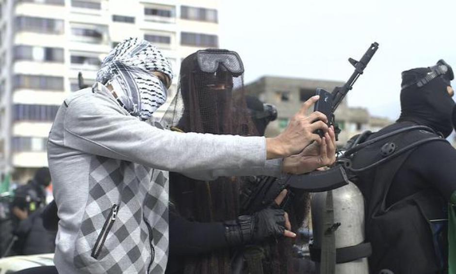 Selfi de yihadista permitió a EE.UU. bombardear cuartel del Estado Islámico. (Foto: www.mqltv.com)
