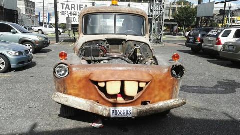 "Mate", el auto grúa guatemalteco recaudará fondos para los Bomberos