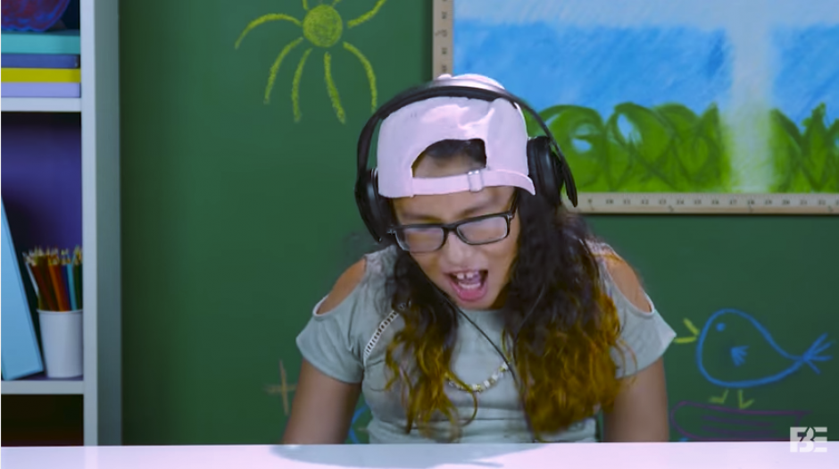 Así reaccionan varios niños al escuchar las canciones de Nirvana