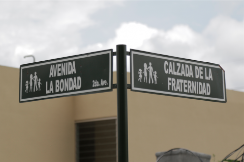 Dos años después, anuncian nueva fecha de entrega de "Querida Familia"