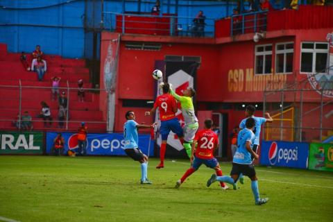 Municipal no puede con Sanarate y complica su clasificación