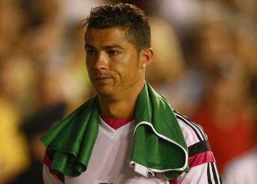 Cristiano Ronaldo luci&oacute; desconsolado despu&eacute;s del partido