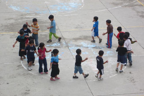 La tasa de analfabetismo ha caído más de 14% durante los últimos dos años, producto de la intervención de la Fundación. (Foto: FCC)