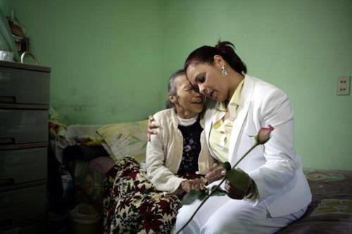 Roxana Baldetti public&oacute; esta fotograf&iacute;a el D&iacute;a de la Madre. (Foto: Facebook Roxana Baldetti).