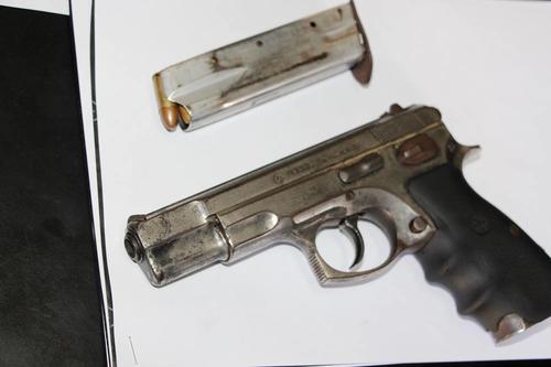 Arma requisada a un menor de 15 a&ntilde;os en la &uacute;ltima captura este jueves. (Foto: PNC)