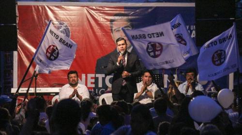 El candidato a la alcald&iacute;a mixque&ntilde;a, Neto Bran, fue presentado oficialmente ante el pueblo de ese municipio. 