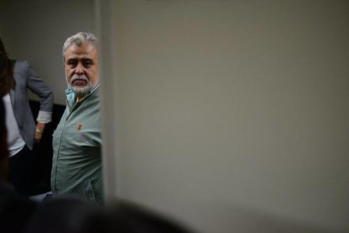 Javier Ortiz busca, con la misma estrategia, un beneficio que ya obtuvo en 1996 cuando se le relacion&oacute; con el caso del capo del contrabando, Alfredo Moreno. (Foto: Wilder L&oacute;pez/Soy502)