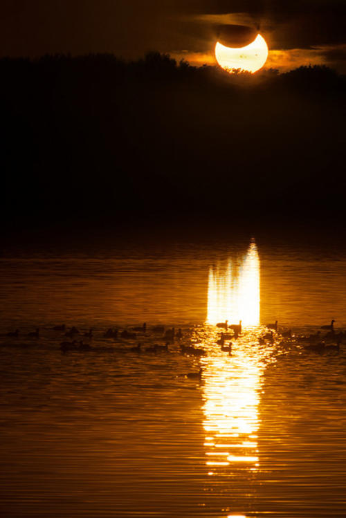 Las especulaciones sobre un cataclismo provocado por tres d&iacute;as sin sol, han circulado en redes sociales.  (Foto:NASA)