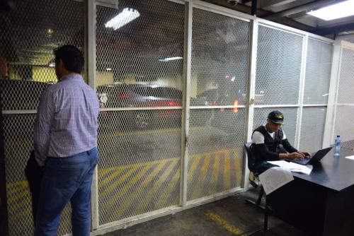 Uno de los sindicados se encuentra en la zona de fichaje. (Foto: Jes&uacute;s Alfonso/Soy502)