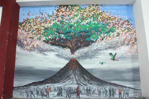 Las personas pueden visitar el centro cultural todos los días y admirar las obras plasmadas ahí. (Foto: Fredy Hernández/Soy502)