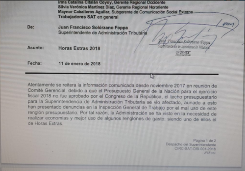 Copia de la comunicaci&oacute;n interna que circul&oacute; por redes sociales. (Foto: Soy502)