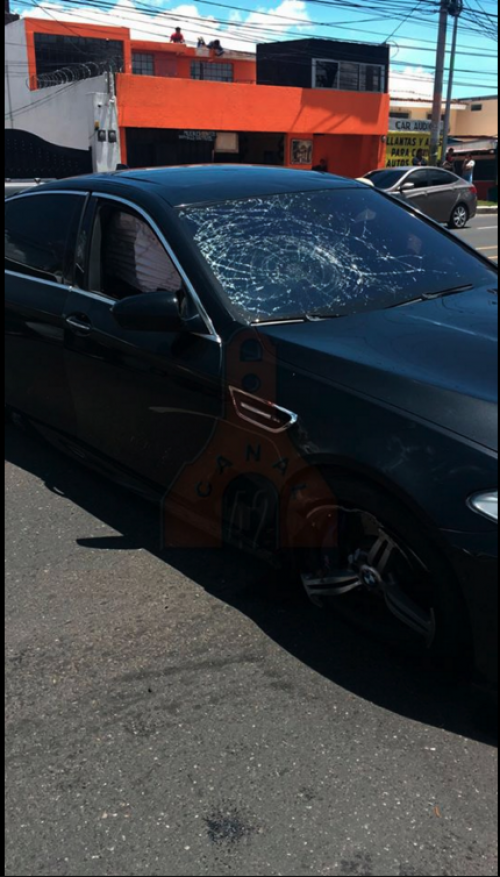 Así se observa de frente el vehículo accidentado. (Foto: captura pantalla) 