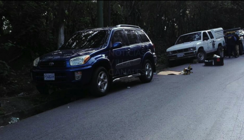 El vehículo es inspeccionado por el Ministerio Público. 