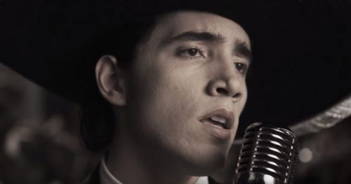 Alex es parecido a su padre. (Foto: captura de pantalla) 